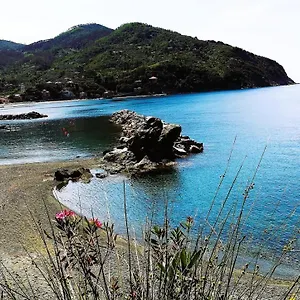 Oasi Felice , Levanto Italia